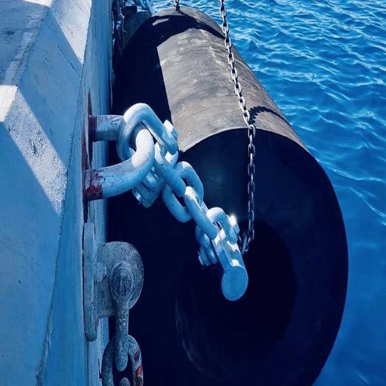 南海圆柱型实体橡胶护舷