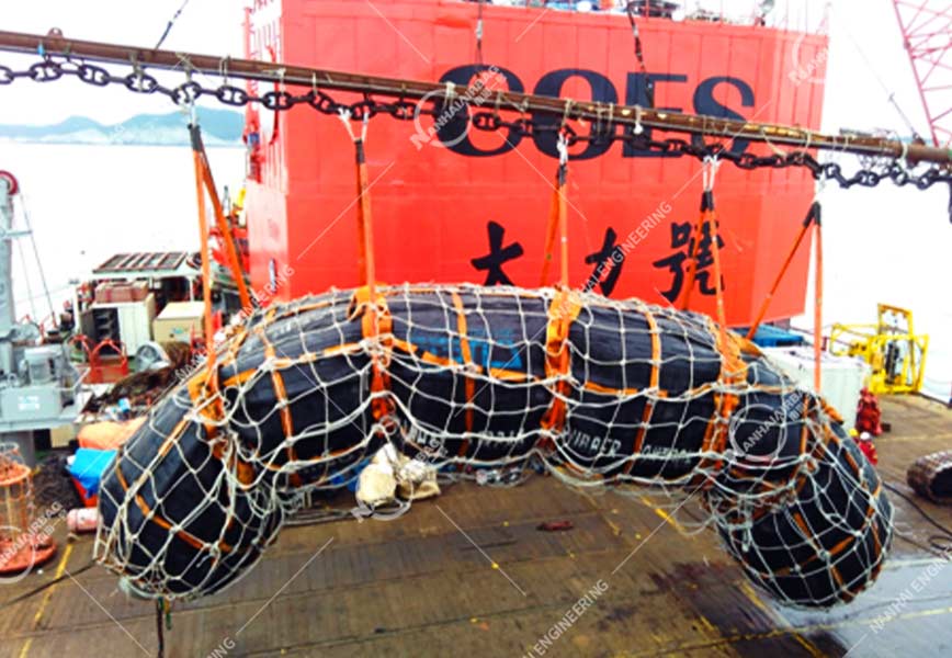 南海浮体