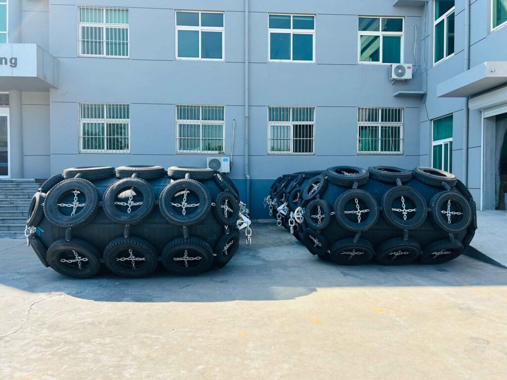 山东南海公司充气护舷