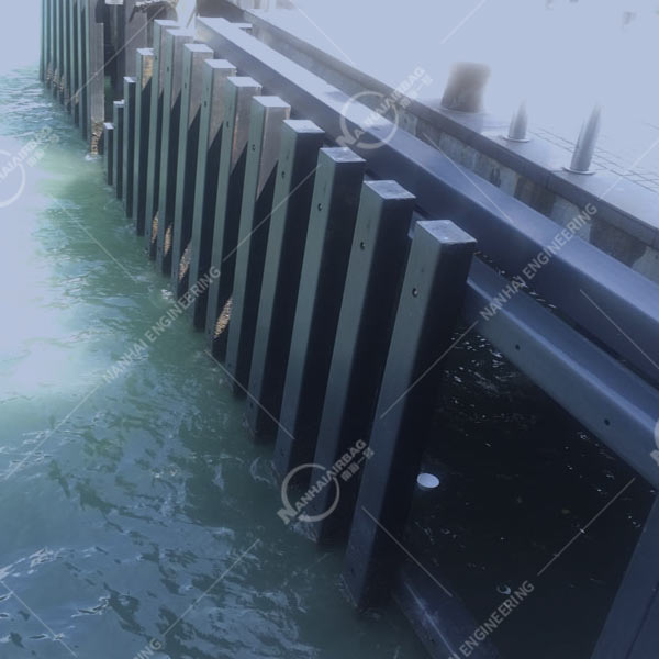 南海方型橡胶护舷